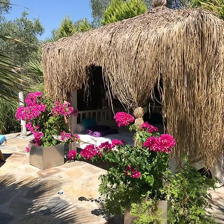 Gebze Sleeps 11 With Pool And Air Con Yenikoy (Bodrum)