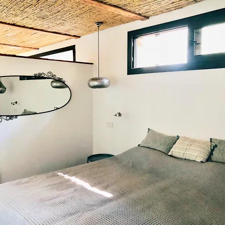 Gebze Sleeps 11 With Pool And Air Con Villa